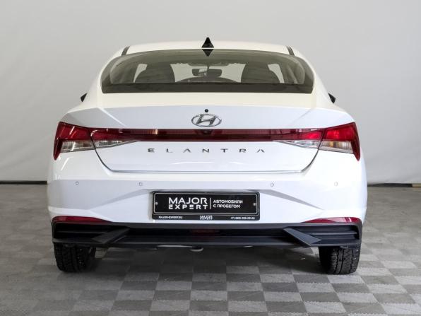 Hyundai Elantra VII (CN7) с пробегом 2022 года, цена 2 035 000 рублей, 58162 км, седан, Автокод Объявления