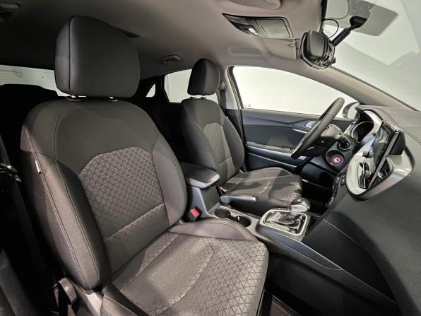 Kia Ceed III Рестайлинг с пробегом 2023 года, цена 1 990 000 рублей, 68026 км, хэтчбек, Автокод Объявления
