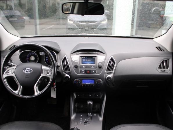 Hyundai ix35 I Рестайлинг с пробегом 2015 года, цена 1 450 000 рублей, 181000 км, внедорожник, Автокод Объявления