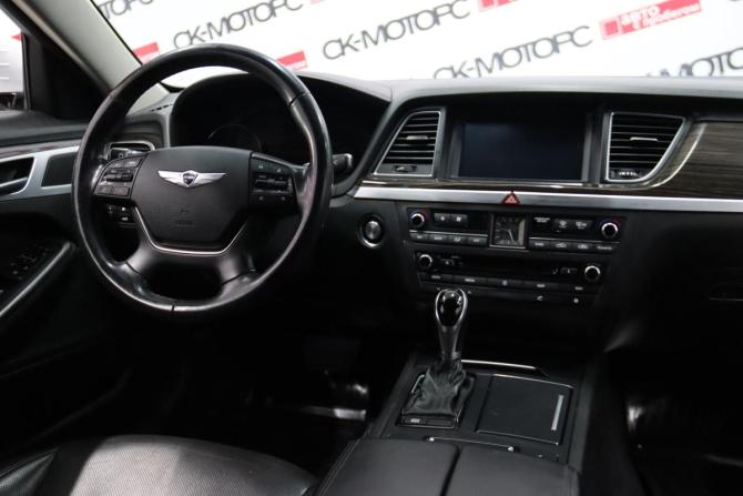 Hyundai Genesis II с пробегом 2015 года, цена 1 995 950 рублей, 178367 км, седан, Автокод Объявления