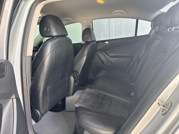Volkswagen Passat B6 с пробегом 2010 года, цена 879 000 рублей, 207998 км, седан, Автокод Объявления