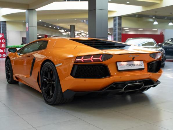 Lamborghini Aventador I с пробегом 2014 года, цена 27 000 000 рублей, 6160 км, купе, Автокод Объявления