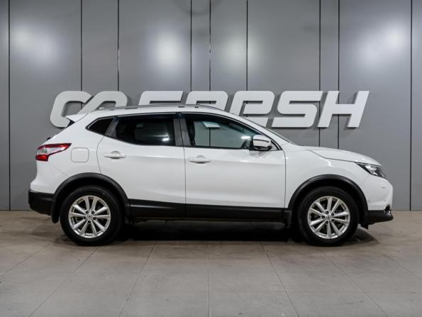 Nissan Qashqai II с пробегом 2017 года, цена 1 999 000 рублей, 89383 км, внедорожник, Автокод Объявления