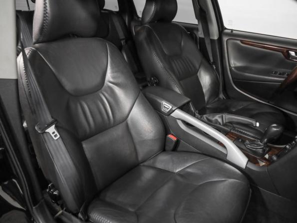 Volvo XC70 I Рестайлинг с пробегом 2006 года, цена 899 000 рублей, 322908 км, универсал, Автокод Объявления
