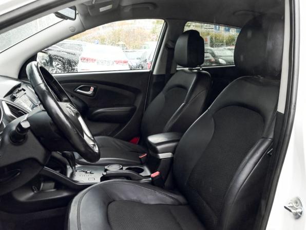Hyundai ix35 I с пробегом 2012 года, цена 1 299 000 рублей, 193192 км, внедорожник, Автокод Объявления