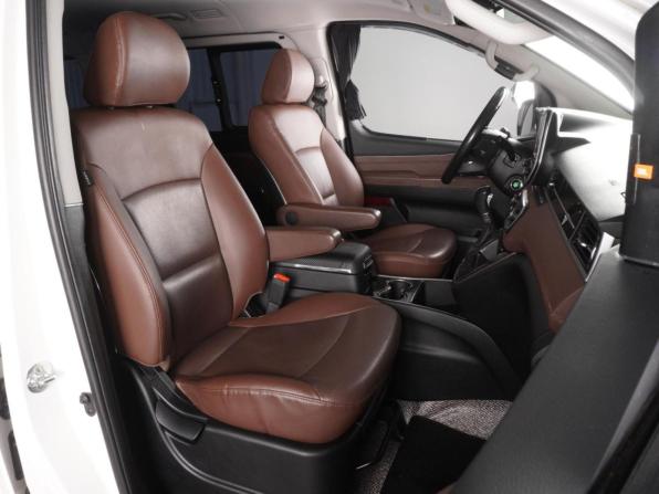 Hyundai Grand Starex I Рестайлинг 2 с пробегом 2018 года, цена 3 345 000 рублей, 140713 км, минивэн, Автокод Объявления