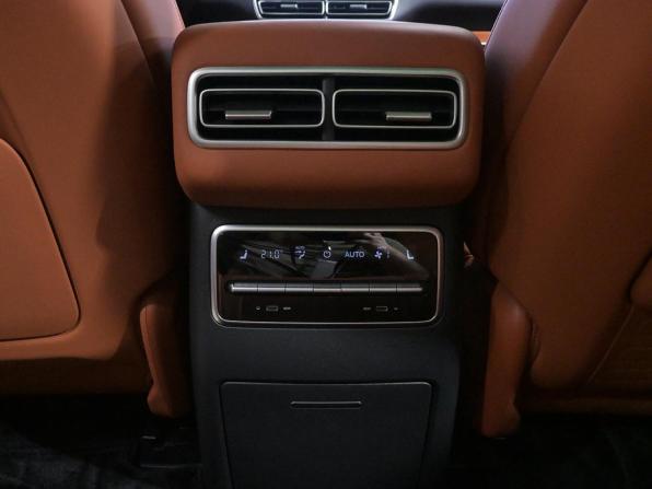 Li Auto (Lixiang) L7 I с пробегом 2023 года, цена 5 750 000 рублей, 54489 км, внедорожник, Автокод Объявления
