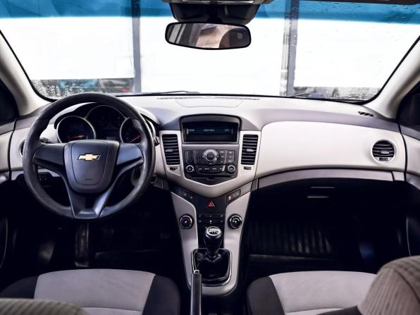 Chevrolet Cruze I Рестайлинг с пробегом 2012 года, цена 631 000 рублей, 245349 км, хэтчбек, Автокод Объявления