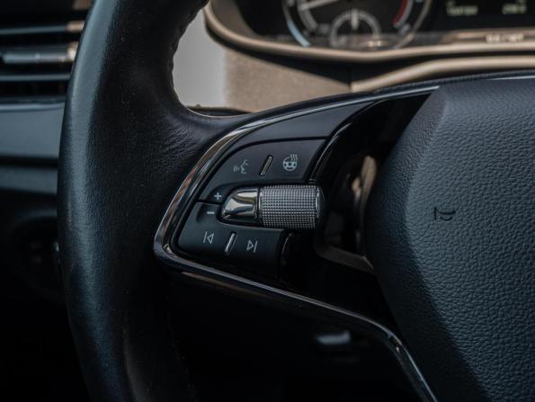 Skoda Rapid II с пробегом 2022 года, цена 1 530 000 рублей, 104184 км, лифтбек, Автокод Объявления