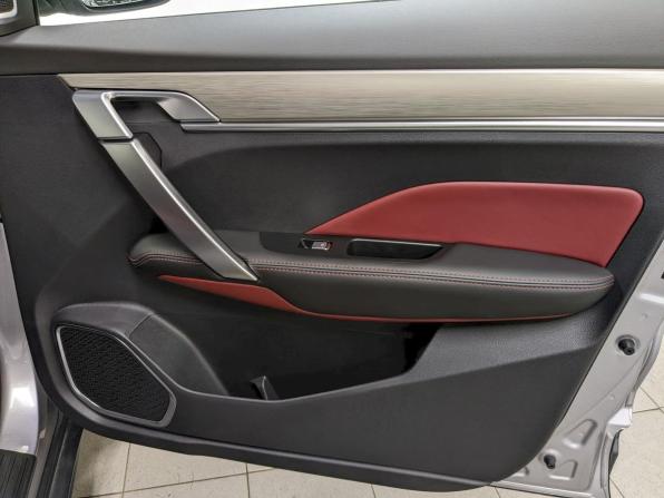 Geely Coolray I с пробегом 2023 года, цена 1 990 000 рублей, 7292 км, внедорожник, Автокод Объявления