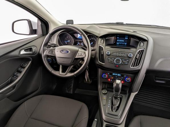 Ford Focus III Рестайлинг с пробегом 2018 года, цена 1 470 000 рублей, 38429 км, хэтчбек, Автокод Объявления
