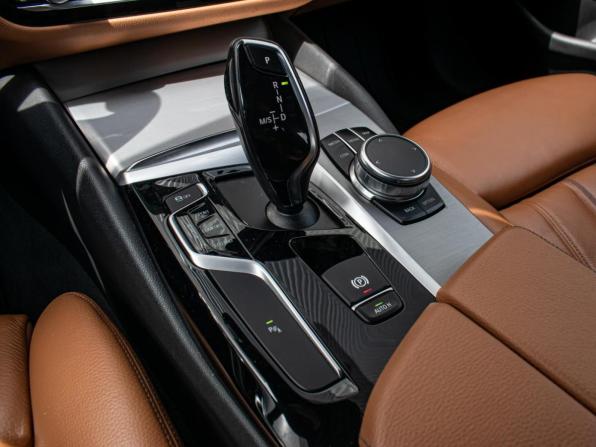 BMW 5 серии VII (G30/G31/G38) с пробегом 2016 года, цена 4 450 000 рублей, 106045 км, седан, Автокод Объявления