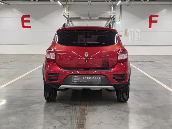 Renault Sandero II с пробегом 2017 года, цена 950 000 рублей, 125143 км, хэтчбек, Автокод Объявления