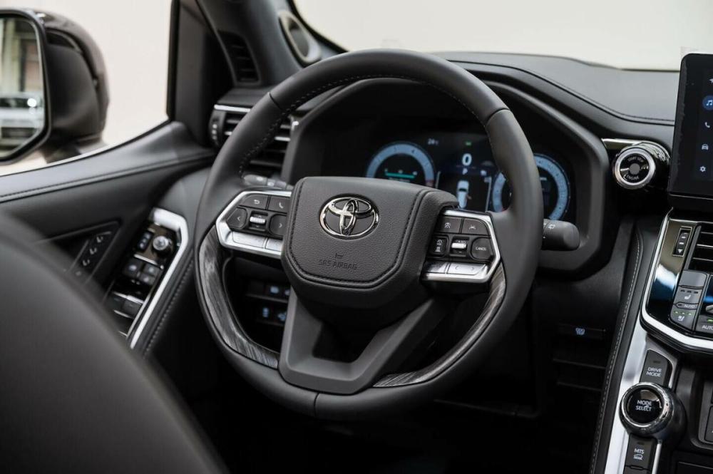 Toyota Land Cruiser 300 Series Москва  - изображение 10