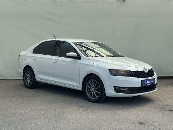Skoda Rapid I Рестайлинг с пробегом 2017 года, цена 900 000 рублей, 244670 км, лифтбек, Автокод Объявления