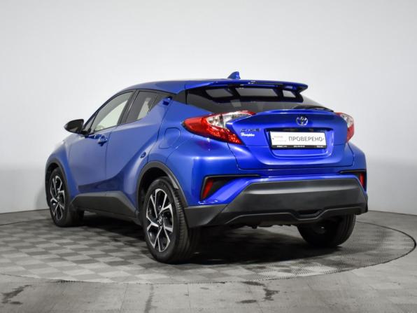 Toyota C-HR I с пробегом 2018 года, цена 1 900 000 рублей, 90632 км, внедорожник, Автокод Объявления