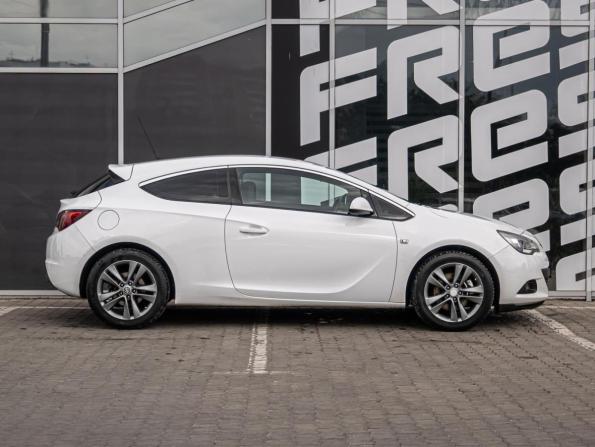 Opel Astra J Рестайлинг с пробегом 2014 года, цена 900 000 рублей, 152427 км, хэтчбек, Автокод Объявления