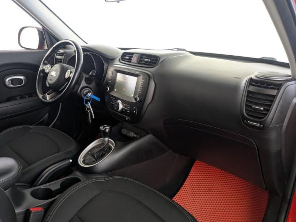 Kia Soul II Рестайлинг с пробегом 2017 года, цена 1 200 000 рублей, 199220 км, хэтчбек, Автокод Объявления