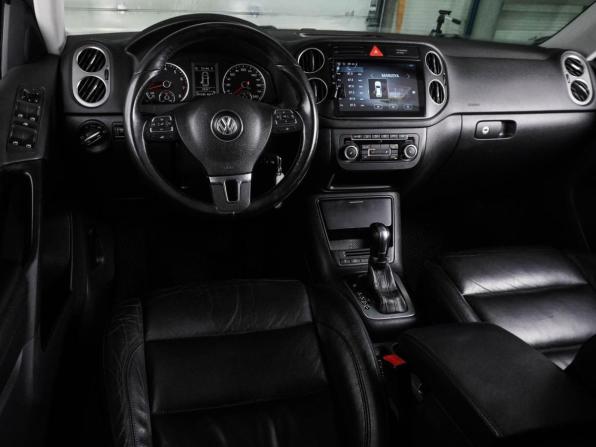Volkswagen Tiguan I с пробегом 2010 года, цена 867 000 рублей, 291243 км, внедорожник, Автокод Объявления