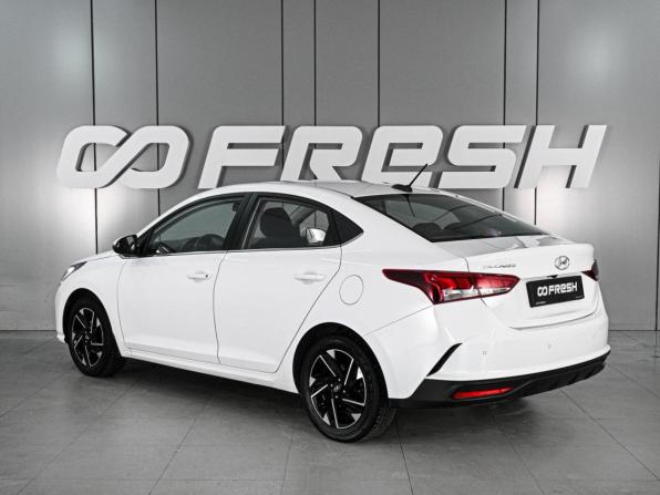 Hyundai Solaris II Рестайлинг с пробегом 2022 года, цена 1 829 000 рублей, 55135 км, седан, Автокод Объявления
