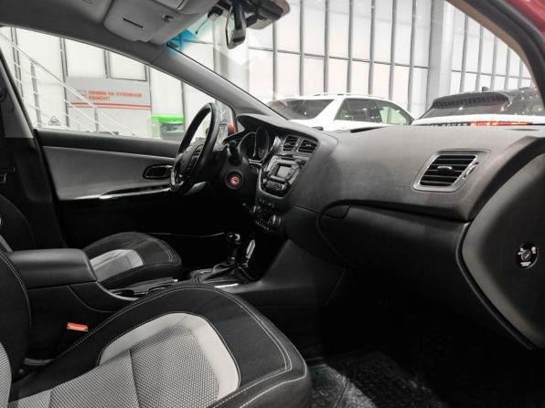 Kia Ceed II с пробегом 2015 года, цена 1 250 000 рублей, 79117 км, хэтчбек, Автокод Объявления