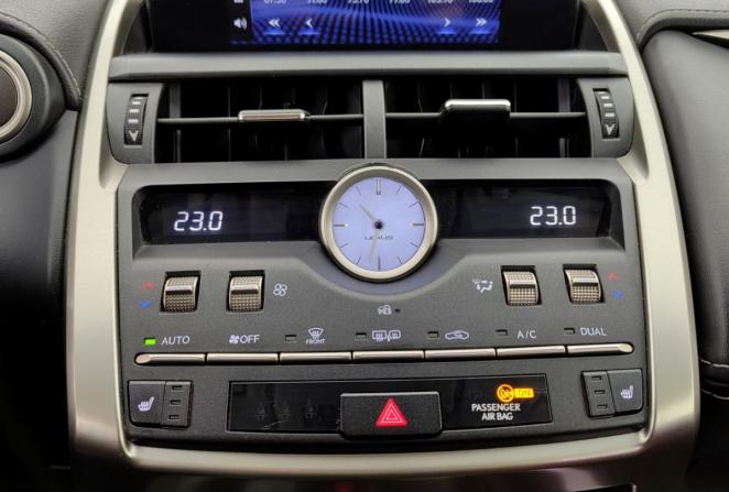Lexus NX I Рестайлинг с пробегом 2018 года, цена 2 400 000 рублей, 240697 км, внедорожник, Автокод Объявления