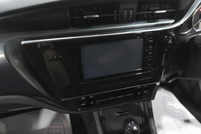 Toyota Auris II с пробегом 2015 года, цена 1 289 000 рублей, 99000 км, хэтчбек, Автокод Объявления