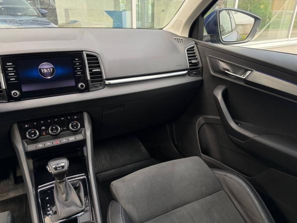 Skoda Karoq I с пробегом 2021 года, цена 2 595 000 рублей, 81000 км, внедорожник, Автокод Объявления