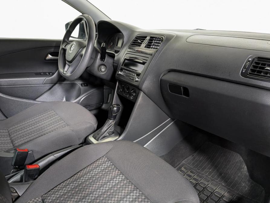 Volkswagen Polo V Рестайлинг Екатеринбург  - изображение 13