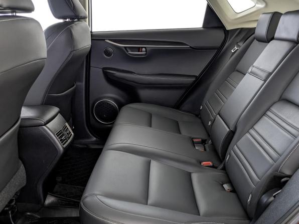 Lexus NX I с пробегом 2016 года, цена 2 890 000 рублей, 68441 км, внедорожник, Автокод Объявления