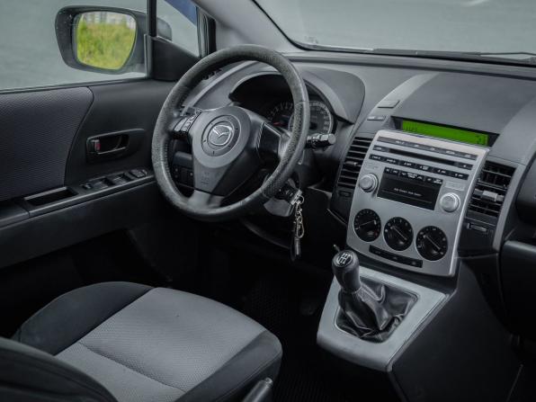 Mazda 5 I (CR) с пробегом 2006 года, цена 400 000 рублей, 304924 км, компактвэн, Автокод Объявления