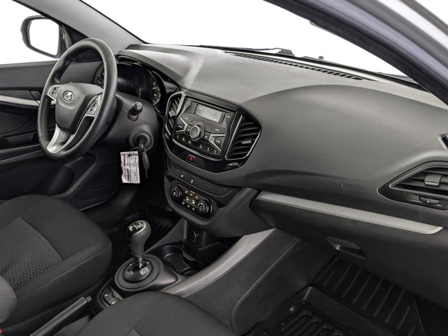 Lada (ВАЗ) Vesta I Москва  - изображение 13