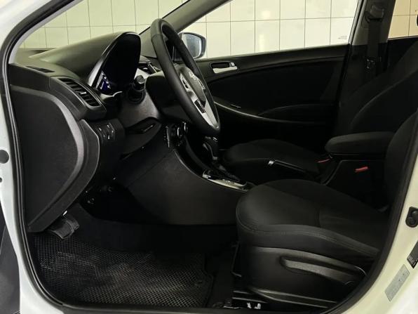 Hyundai Solaris I Рестайлинг с пробегом 2015 года, цена 1 149 000 рублей, 118344 км, седан, Автокод Объявления