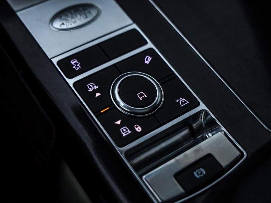 Land Rover Range Rover IV Рестайлинг Санкт-Петербург  - изображение 23