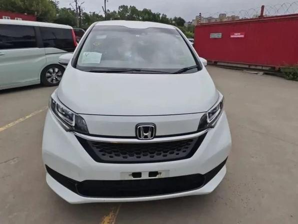 Honda Freed II Рестайлинг с пробегом 2023 года, цена 1 690 000 рублей, 40000 км, компактвэн, Автокод Объявления