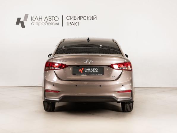 Hyundai Solaris II с пробегом 2018 года, цена 1 411 600 рублей, 117411 км, седан, Автокод Объявления