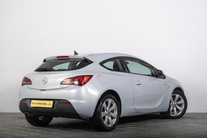 Opel Astra J с пробегом 2011 года, цена 729 000 рублей, 261228 км, универсал, Автокод Объявления