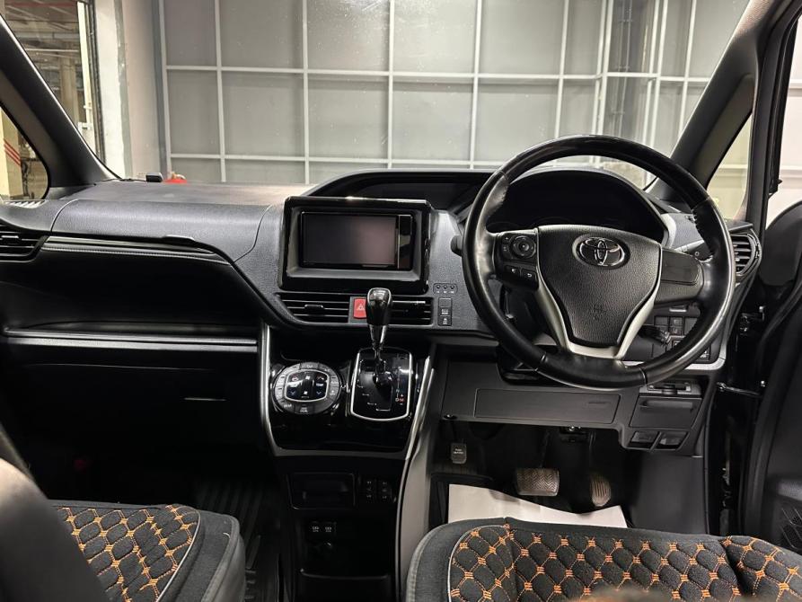 Toyota Esquire I Рестайлинг Красноярск  - изображение 14