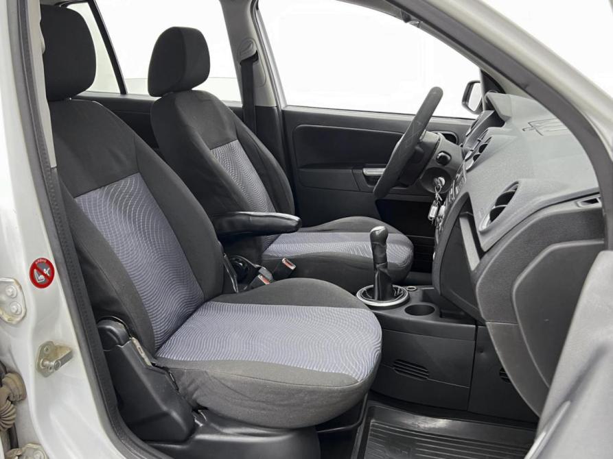 Ford Fusion I Рестайлинг Ростов-на-Дону  - изображение 8