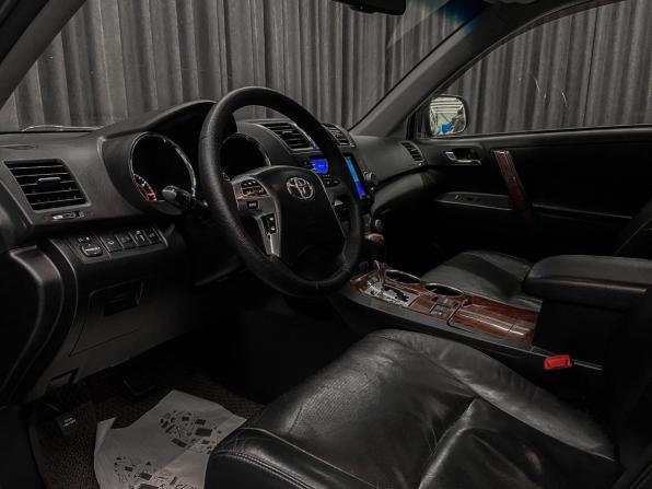Toyota Highlander II (XU40) Рестайлинг с пробегом 2011 года, цена 2 050 000 рублей, 274800 км, внедорожник, Автокод Объявления