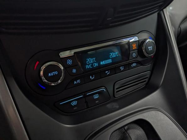 Ford Kuga II с пробегом 2016 года, цена 1 700 000 рублей, 75537 км, внедорожник, Автокод Объявления