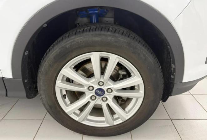 Ford Kuga II Рестайлинг с пробегом 2018 года, цена 1 399 000 рублей, 210226 км, внедорожник, Автокод Объявления