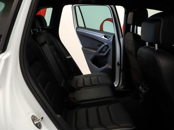 Volkswagen Tiguan II Рестайлинг с пробегом 2022 года, цена 3 749 000 рублей, 46660 км, внедорожник, Автокод Объявления