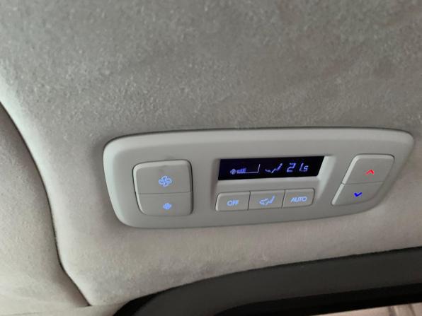 Hyundai Staria I с пробегом 2021 года, цена 4 949 000 рублей, 65706 км, минивэн, Автокод Объявления