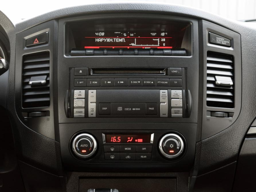 Mitsubishi Pajero IV Рестайлинг 1 Екатеринбург  - изображение 19