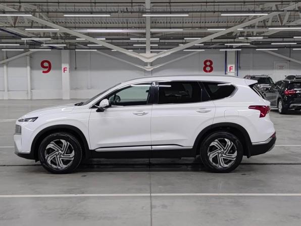Hyundai Santa Fe IV Рестайлинг с пробегом 2021 года, цена 4 090 000 рублей, 42519 км, внедорожник, Автокод Объявления