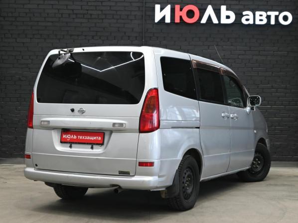 Nissan Serena II (C24) с пробегом 2000 года, цена 585 000 рублей, 319053 км, минивэн, Автокод Объявления