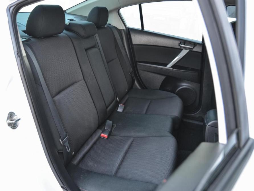 Mazda 3 II (BL) Рестайлинг Курган  - изображение 6