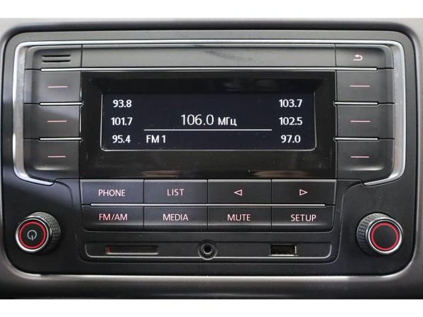 Volkswagen Polo V Рестайлинг с пробегом 2019 года, цена 1 029 000 рублей, 199940 км, седан, Автокод Объявления