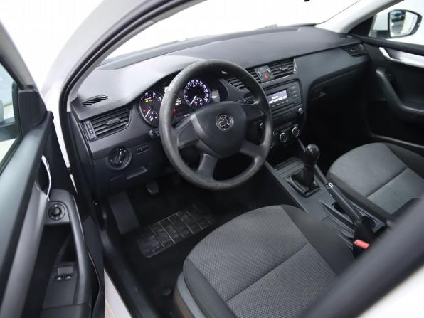 Skoda Octavia III (A7) с пробегом 2013 года, цена 770 000 рублей, 216867 км, лифтбек, Автокод Объявления